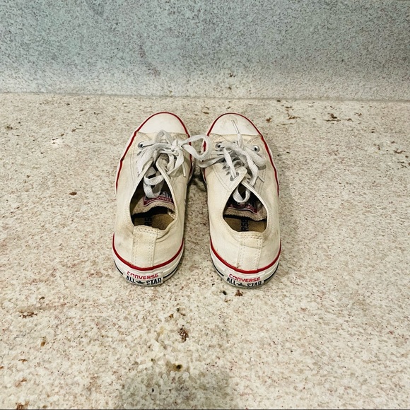 Converse - Picture 3 of 5